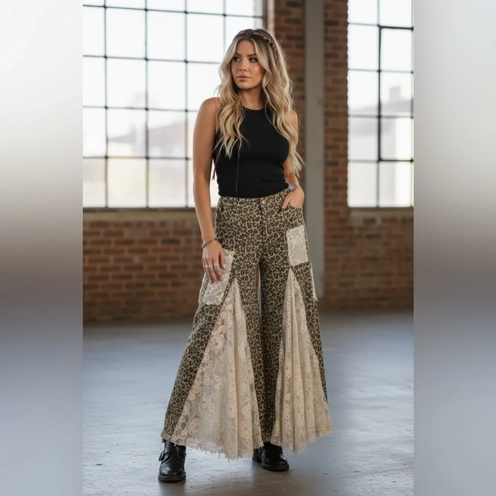 NWT Leopard Cheetah Animal Print Lace Panel Boho Wide Leg Patchwork Flare Pants - Picture 4 of 13
